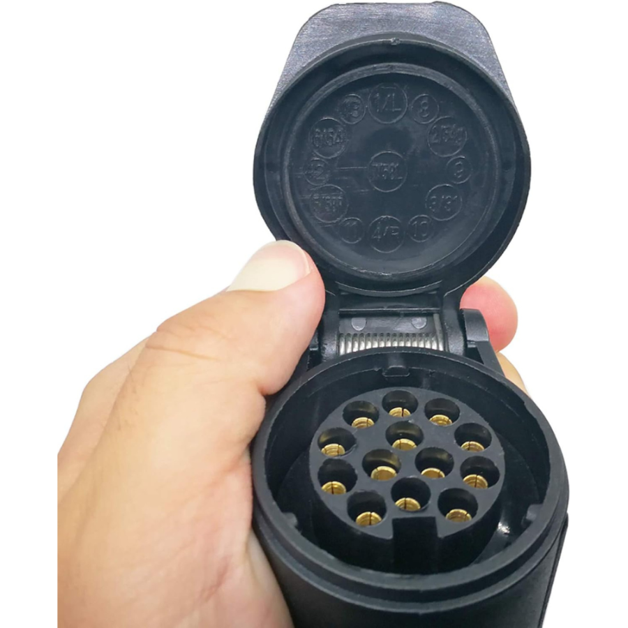Trailer Adapter – 7-Pin American to 13-Pin European