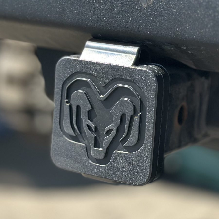 Оригинална OEM капачка за 2″ теглич с емблемата RAM