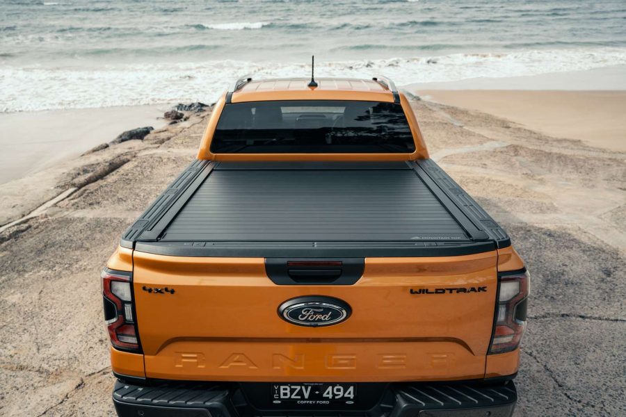 Ролетна Щора – RealTruck ЕVOm – Черна – Ranger D/C 2023-
