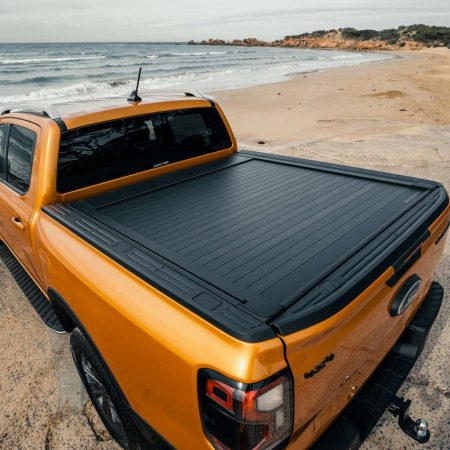 Ролетна Щора - RealTruck ЕVOm - Черна - Ranger D/C 2023-