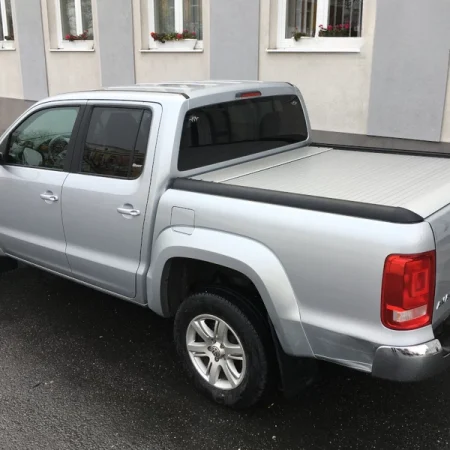 Ролетна щора RealTruck MRC2000 – сребриста – Volkswagen Amarok D/C (2010–2020)