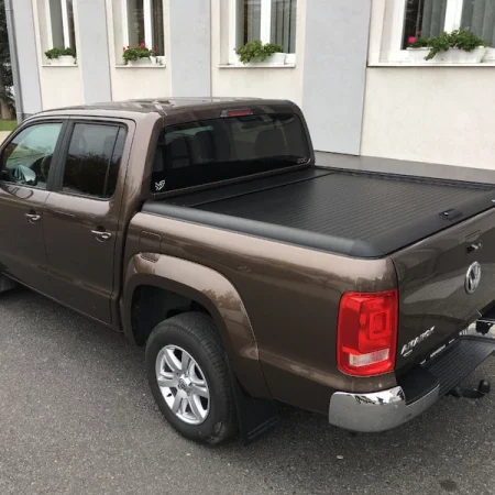 Ролетна щора RealTruck MRC2000 – черна – Volkswagen Amarok D/C (2010–2020)