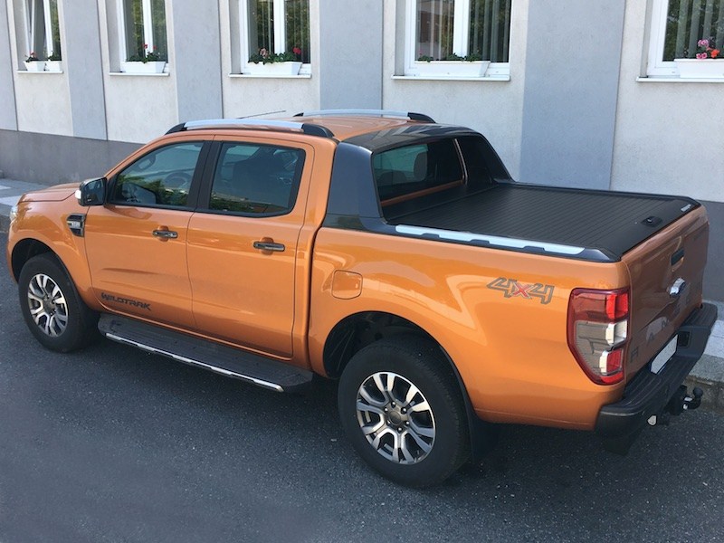 Ролетна щора RealTruck MRC2000 – черна – Ford Ranger Wildtrak D/C (2012–2022)