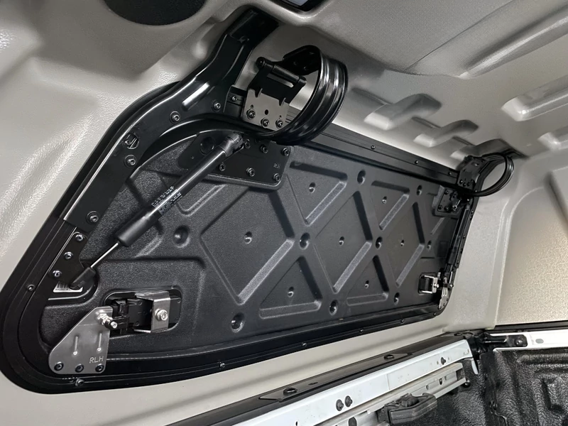 Хардтоп Aeroklas Work – отваряеми нагоре странични врати – VW Amarok D/C 2023+