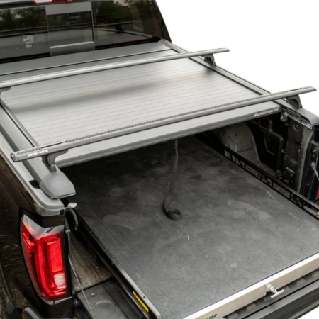 Ролетна щора RealTruck EVOm Manual – черна – Chevrolet Silverado / GMC Sierra (2019+) 6.5ft
