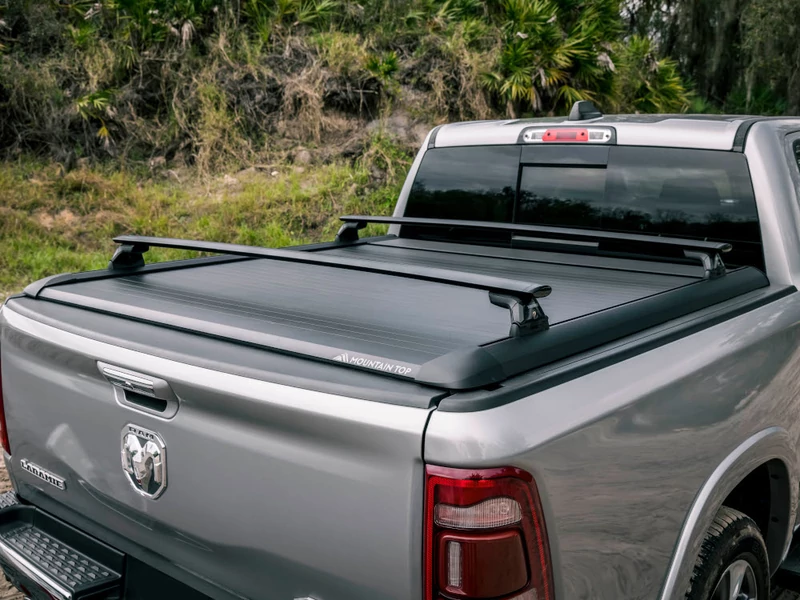 Ролетна щора RealTruck EVOm Manual – черна – RAM 1500 (2019+) 5.7ft