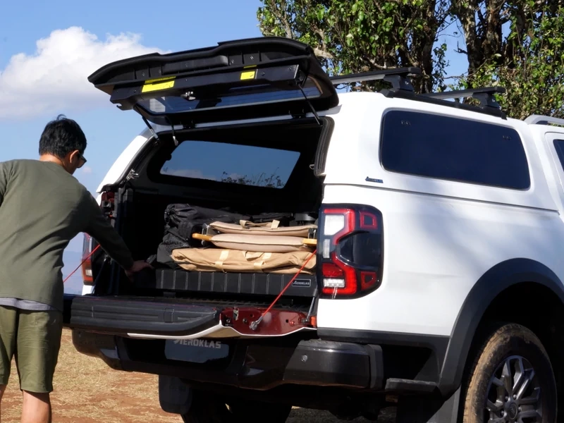 Аероклас Stylish твърд хардтоп с повдигащи се странични прозорци – Ford Ranger Double Cab 2023+